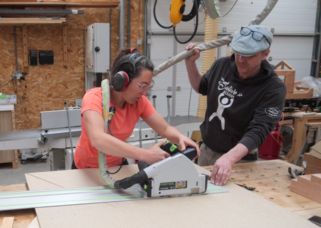 Avec Le bois dans tous ses états, initiez-vous à la menuiserie et travaillez le bois de vos propres mains !